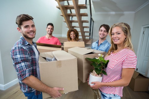 Residential moving truck service around Twickenham and nearby areas