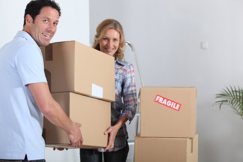 Screen-reader friendly Twickenham removal service content